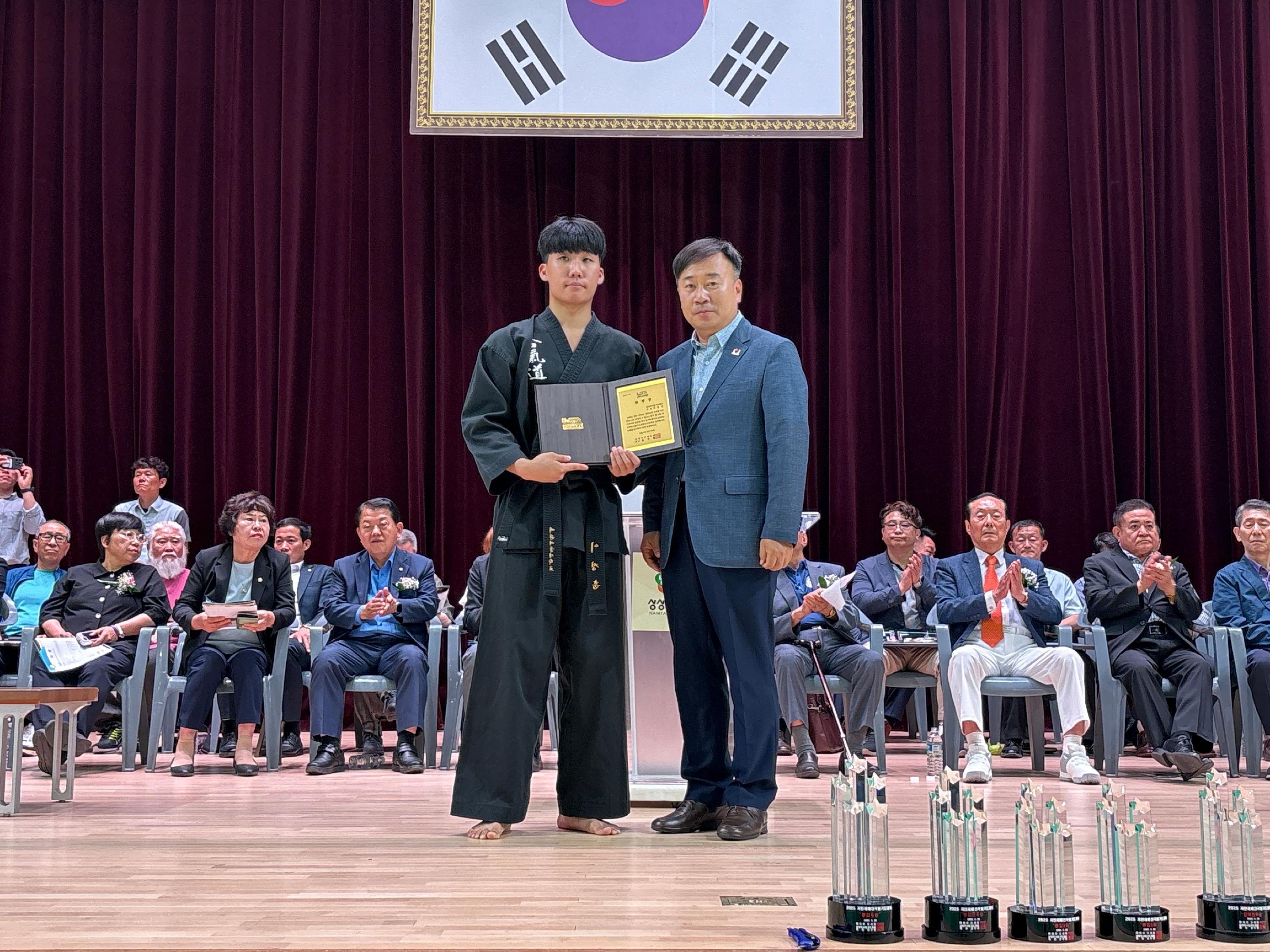대한민국합기도정립자 지한재배 전국합기도대회 3.jpg